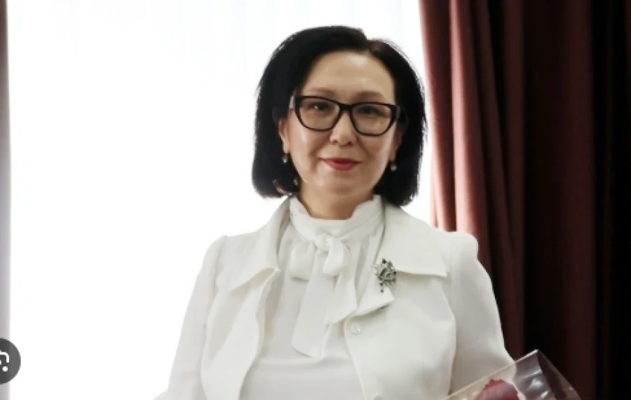 Депутаттар эмгек министринин орун басары Айнура Орозбаеваны кызматка ылайыктуулугун текшерүүнү суранышууда