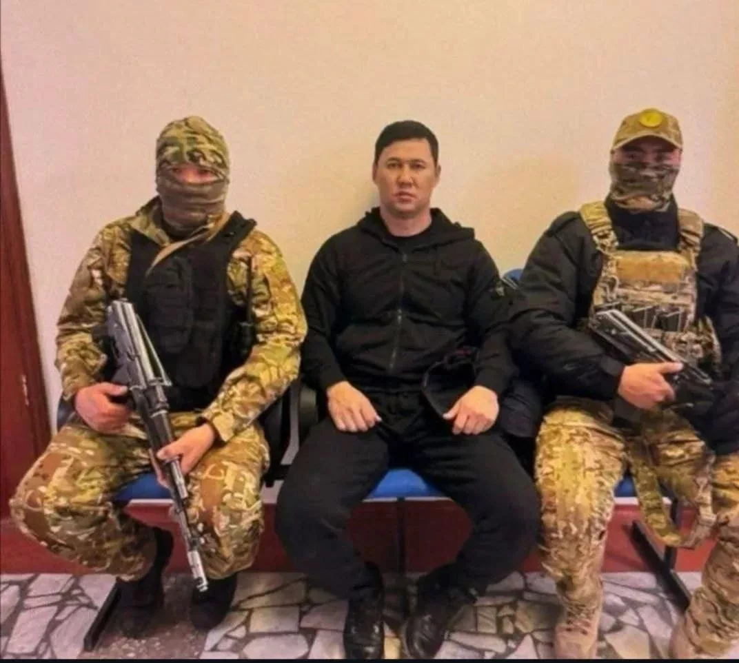 Бишкек шаарындагы ГКНБ башкармалыгынын мурдагы жетекчисин коррупцияда шектешүүдө