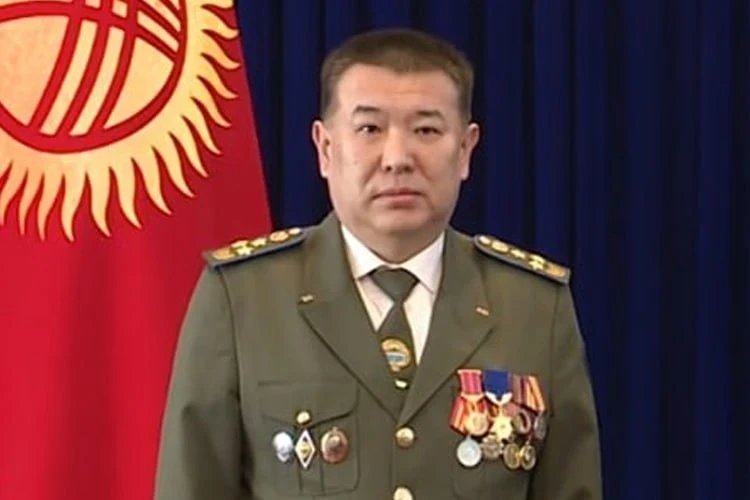 Жумгалбек Шабданбеков депутаттардын сын-пикирлери менен ГКНБны баштады