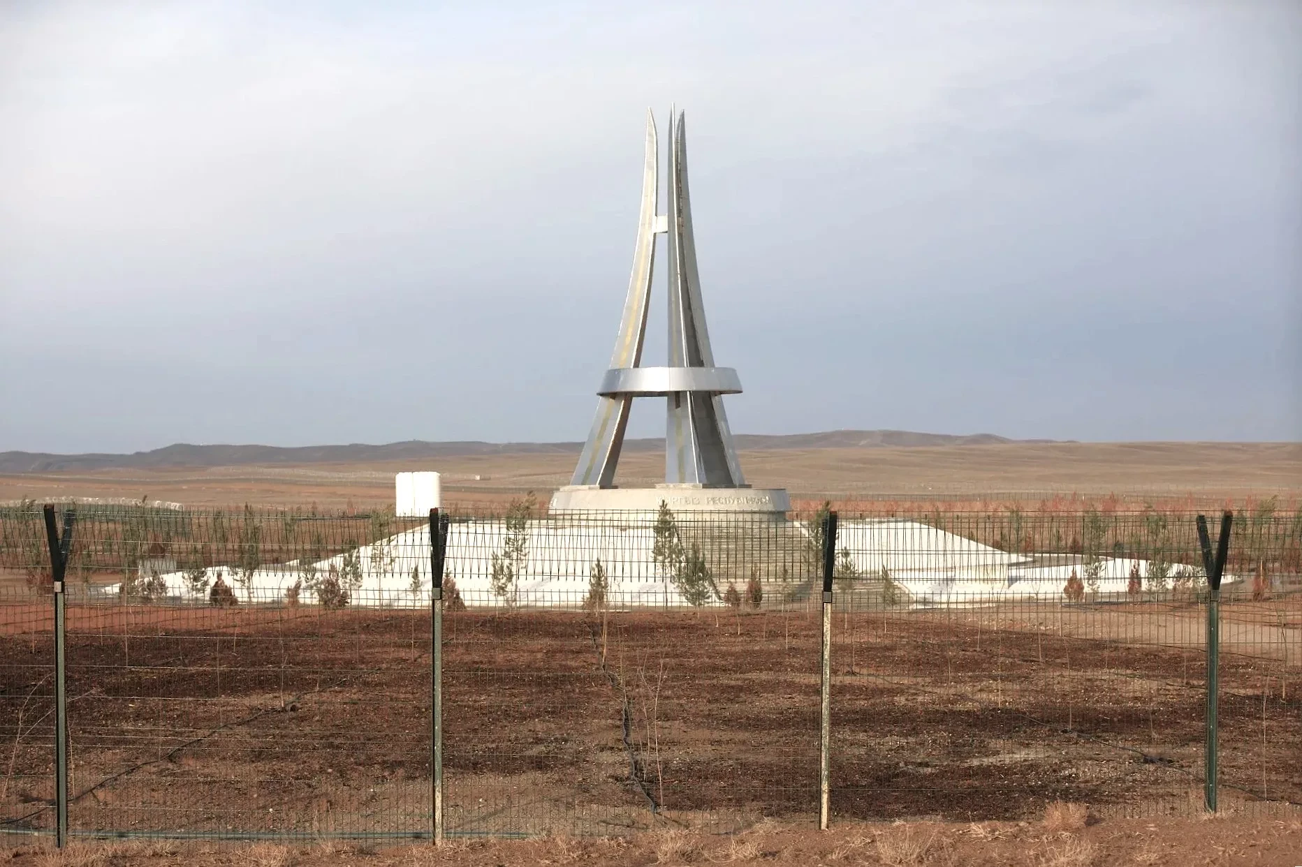 At the Border Crossroads, a Meeting of Border Representatives from Kyrgyzstan, Tajikistan, and Uzbekistan Took Place