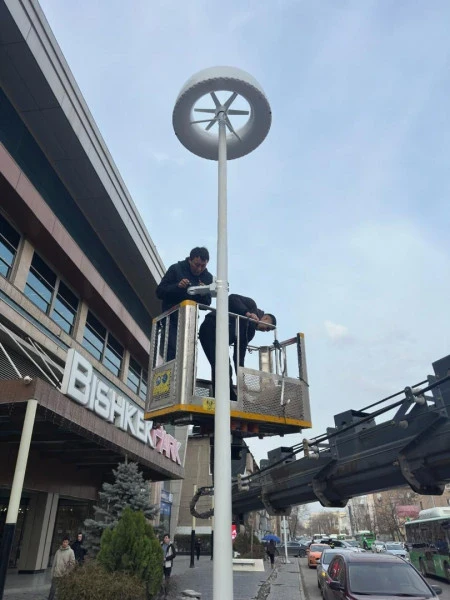 Smart floodlights are being installed in Bishkek