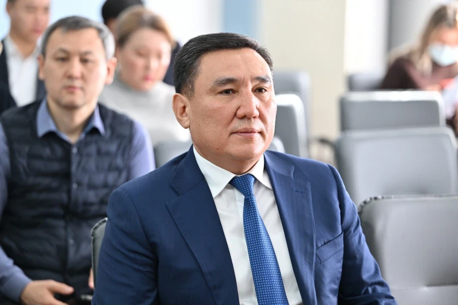 Экс-мэр Оша Таалайбек Сарыбашов Жогорку Кеңештин депутаты болду