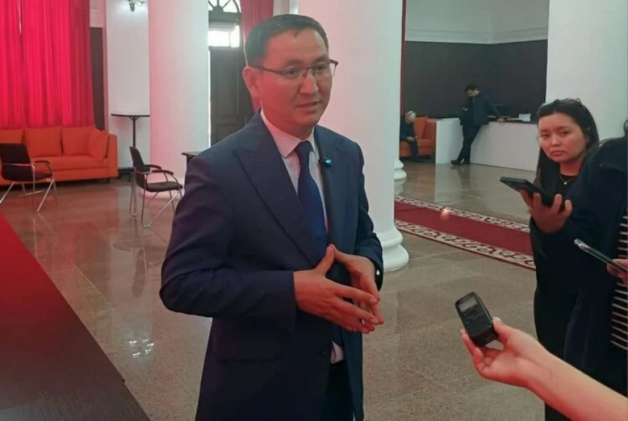 Непрофесионализм же жеңилдикпи? Бишкек мэриясы шаардагы бардык автобус маршруттарын «оптималдаштырат»