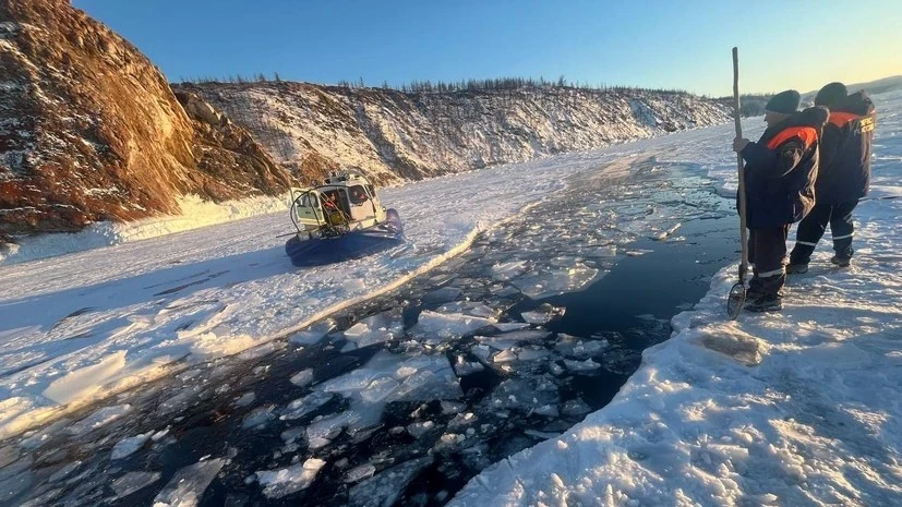 Кытай туристтеринен турган унаа Байкалга батып кетти: жети адам каза болду