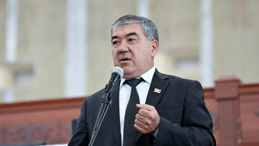 Кундузбек Сулайманов парламенттан эмнеге кеткенин түшүндүрдү