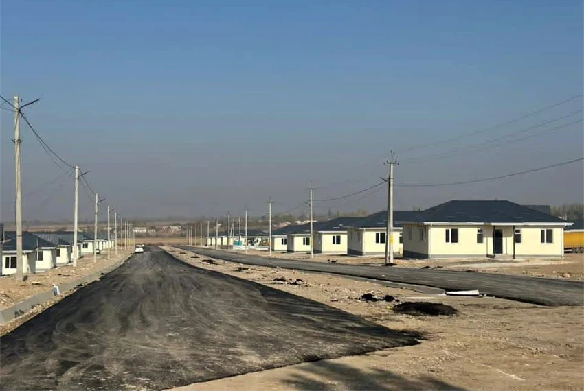 Тажикстан менен чек ара: Баткен облусунда жарандарды көчүрүү аяктады