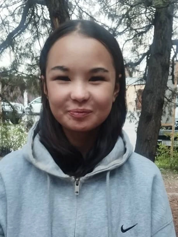 Бишкекте эки жашы жете элек кыз жоголду