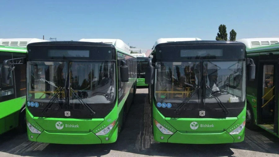 Бишкек шаардык мэриясы: Автобустар күн сайын жуулуп, тазаланат