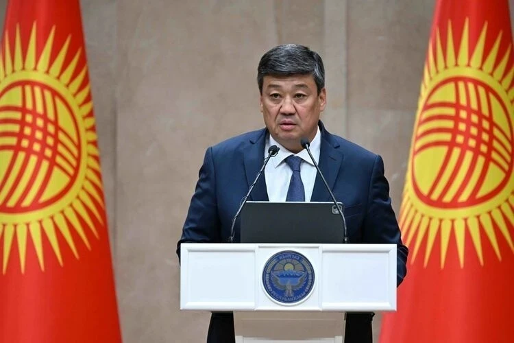 Бакыт Торобаев айыл чарба министри кызматынан кетти