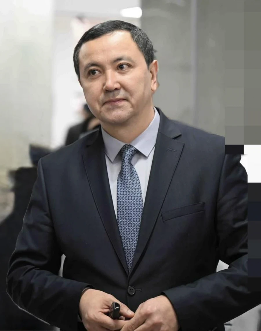 Министр ден соолук Каныбек Досмамбетов кызматтан алынды