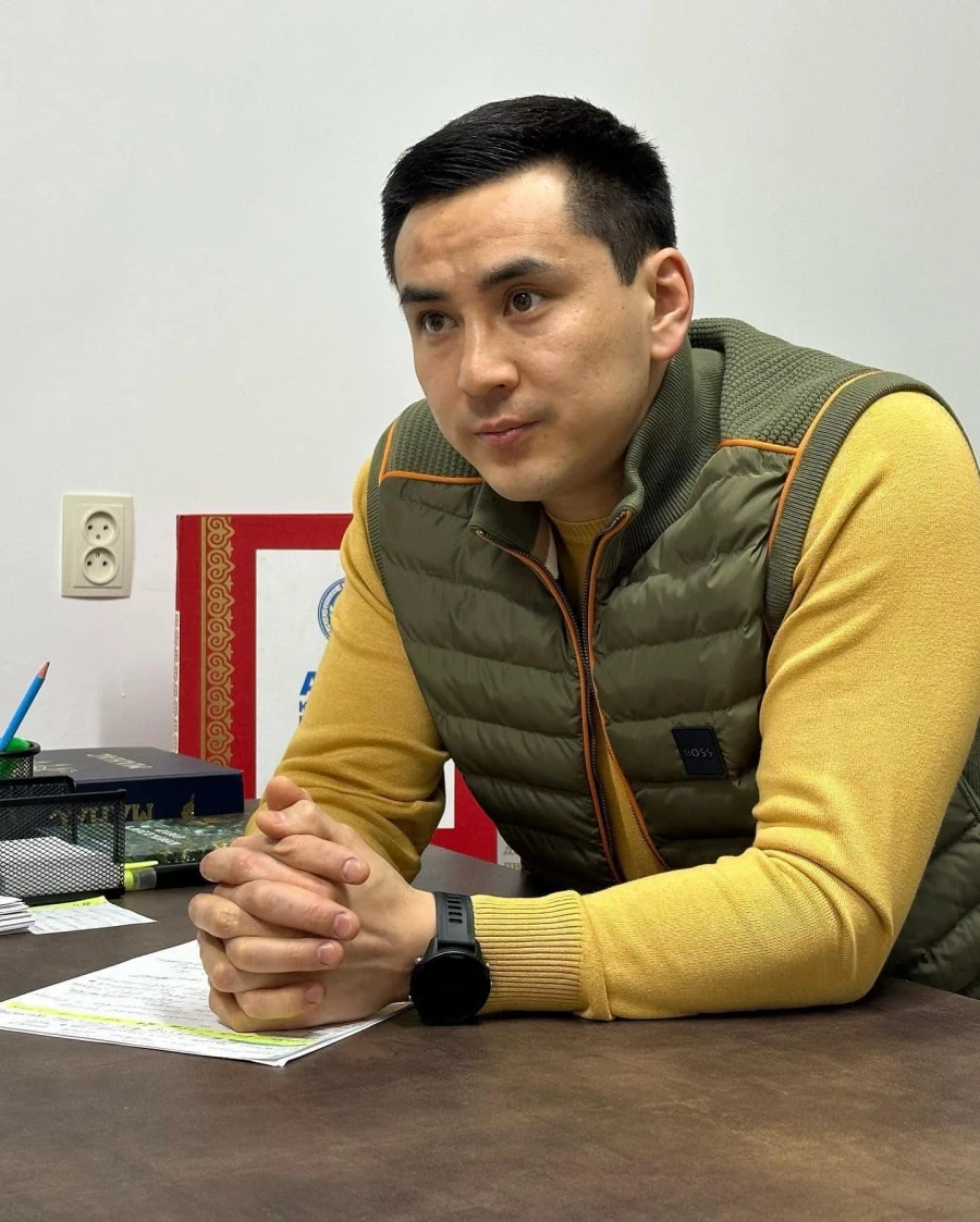 Депутат Жалада жөө адамдар үчүн үстүнкү өтмөк курууну сунуштады