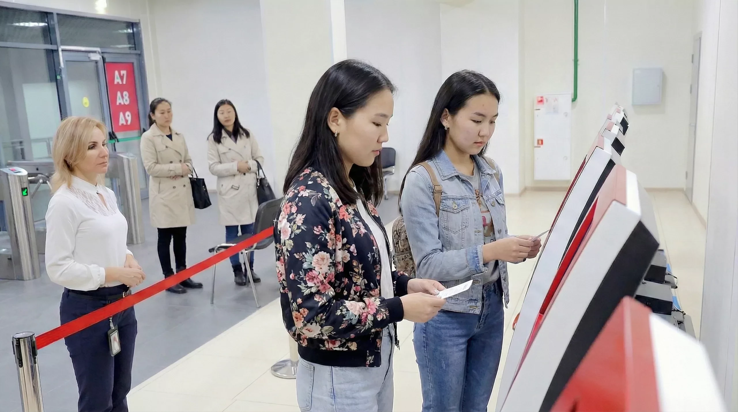 Where is it more profitable for citizens of Kyrgyzstan to work in Russia now?