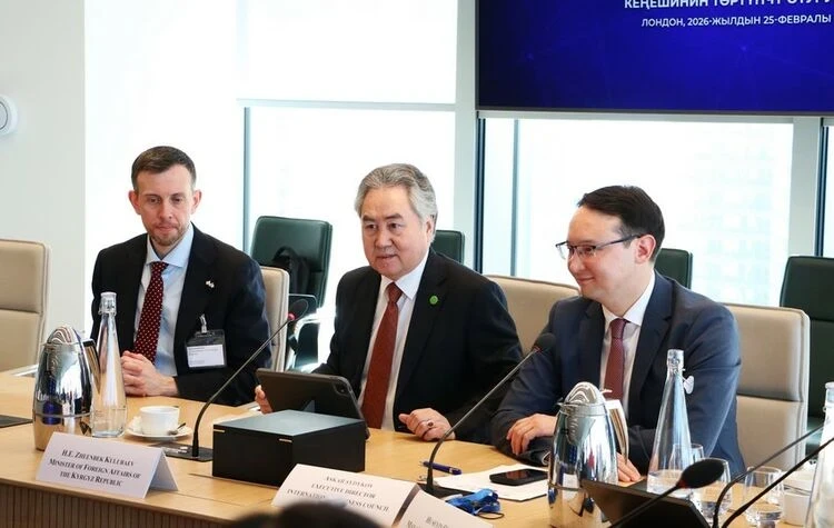 Kyrgyzstan and the United Kingdom discussed investments in IT and mountain resorts