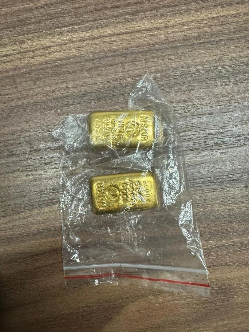 Деньги не в моде: мужчина пытался подкупить сотрудника ГКНБ золотом