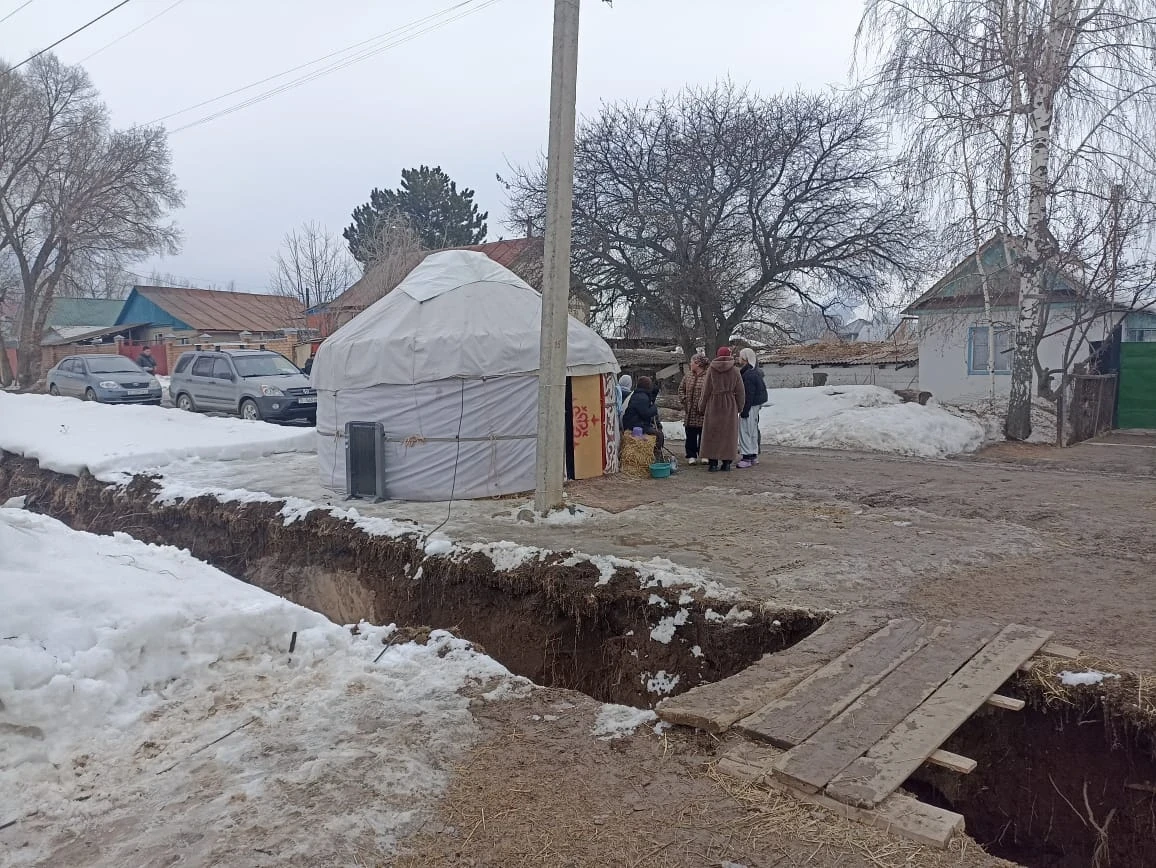 Самоподжог. Дети умершей находятся на попечении тети, решается вопрос опеки