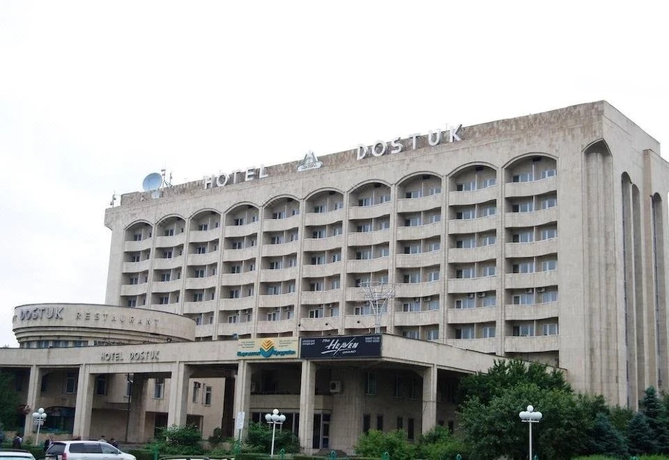 В отели "Саякат" и "Достук" инвестируют до 30 млн долларов