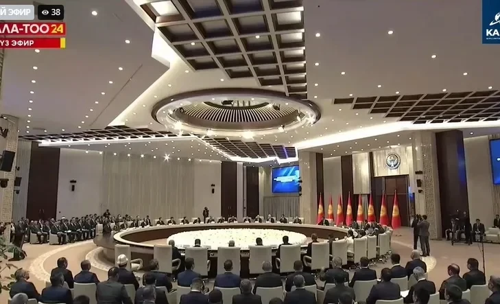 В Бишкеке началось республиканское совещание с участием Садыра Жапарова