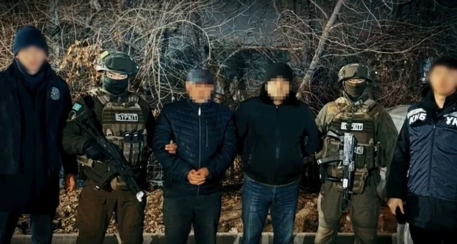 ГКНБ и СБНОН МВД изъяли метамфетамин на 53 млн сомов