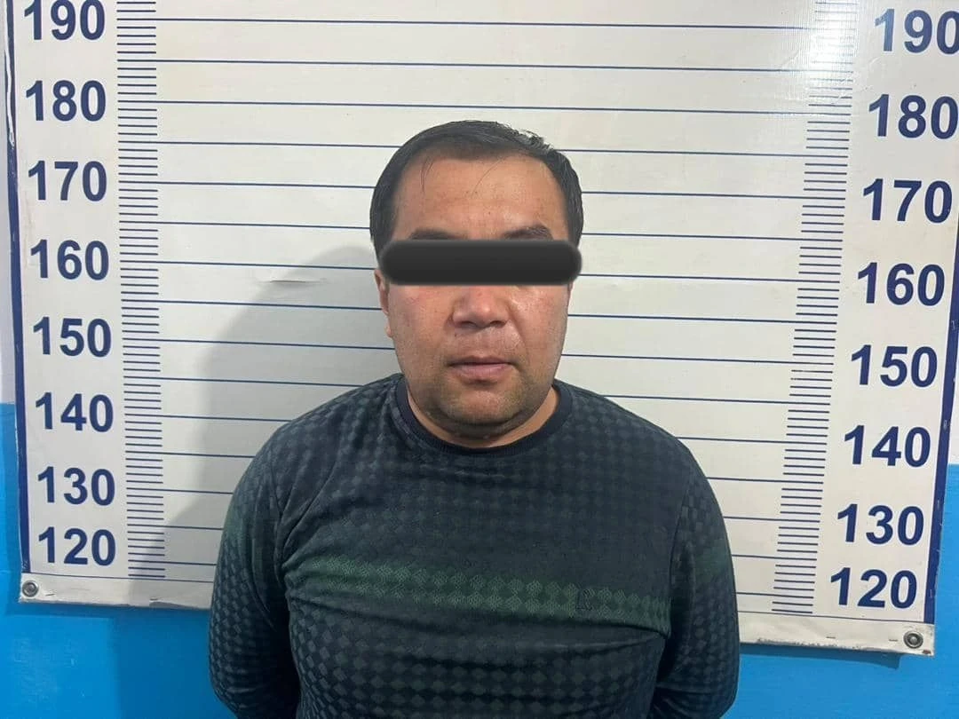 В городе Ош мужчина, обещая продать участки, получил более 1 миллиона сомов