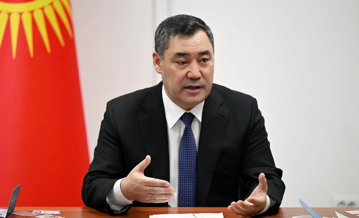 Садыр Жапаров извинился перед владельцами частных автошкол за закрытие их бизнеса