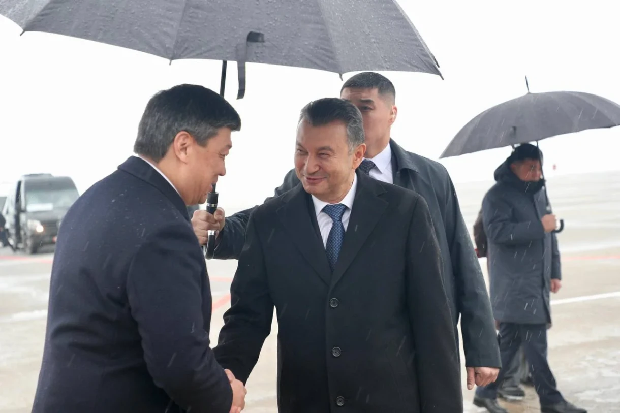 The Prime Minister of Tajikistan Arrives in Kyrgyzstan on a Working Visit