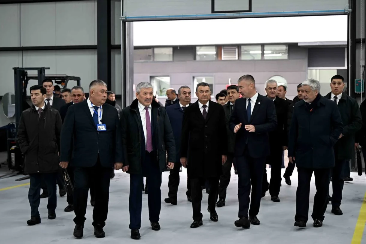 The delegation of Tajikistan headed by Kohir Rasulzoda highly appreciated the work of OJSC "Uchkun" and "Kyzmat"