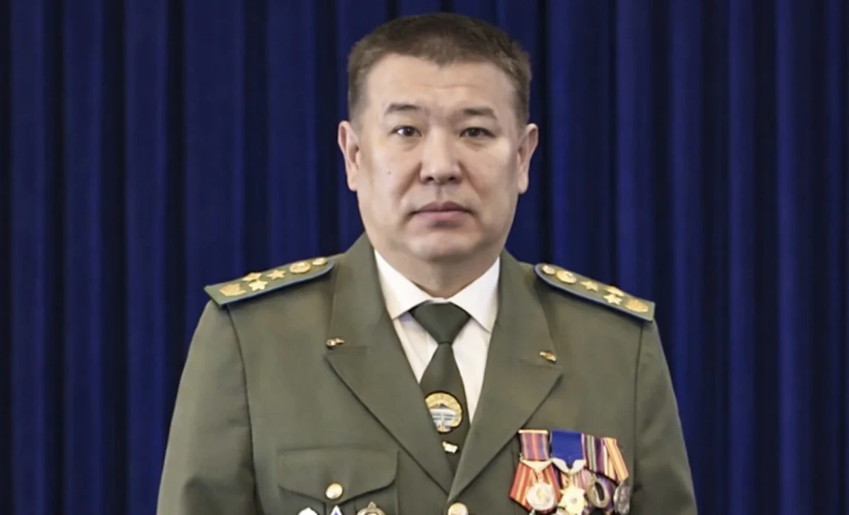 Жогорку Кенеш Жумгалбек Шабданбековдун ГКНБнын жетекчилигине талапкерлигин жактырды