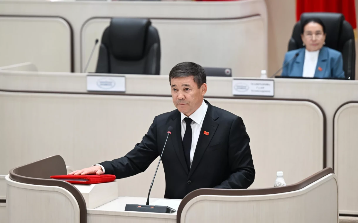 Депутаттык группа «Ала-Тоо» жетекчиси болуп депутат Талайбек Масабиров шайланды