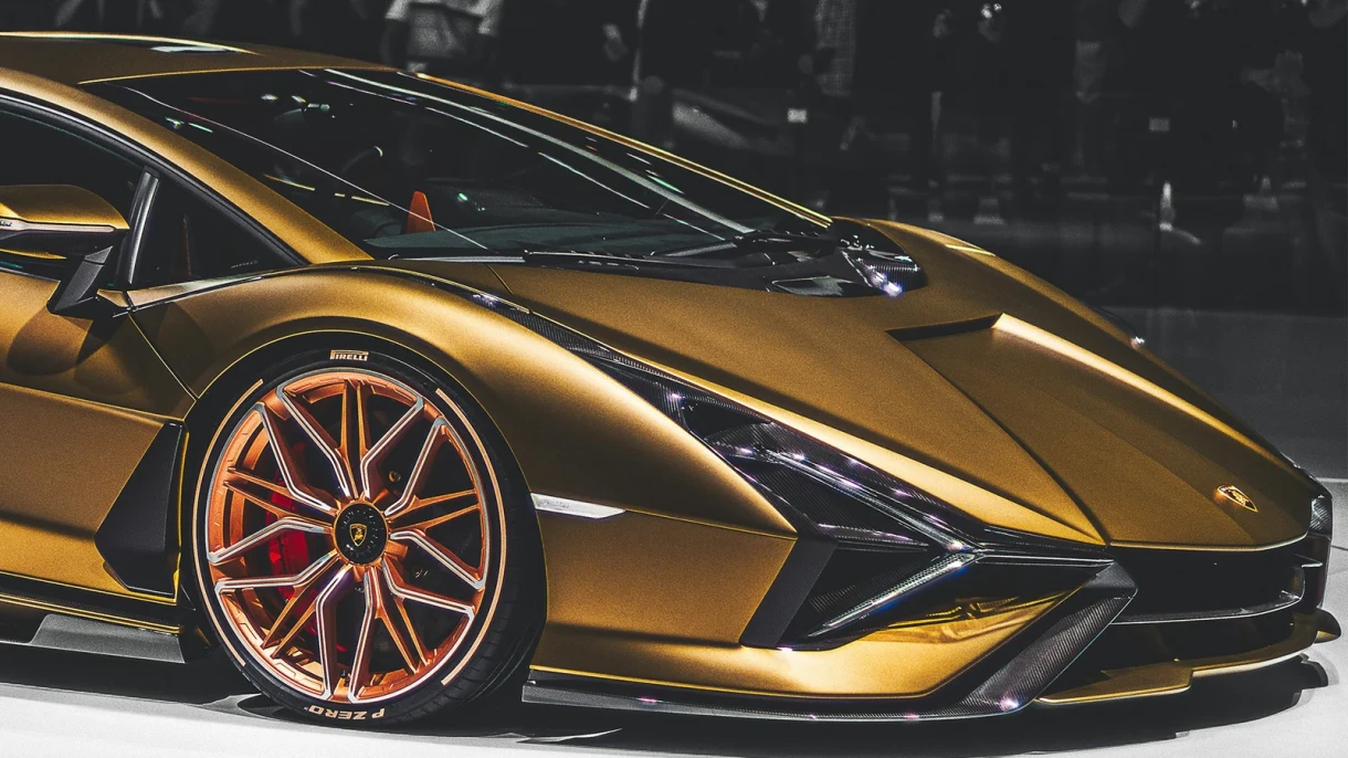 Ламборгини толук электрдик супер унаалар боюнча ишин токтотту