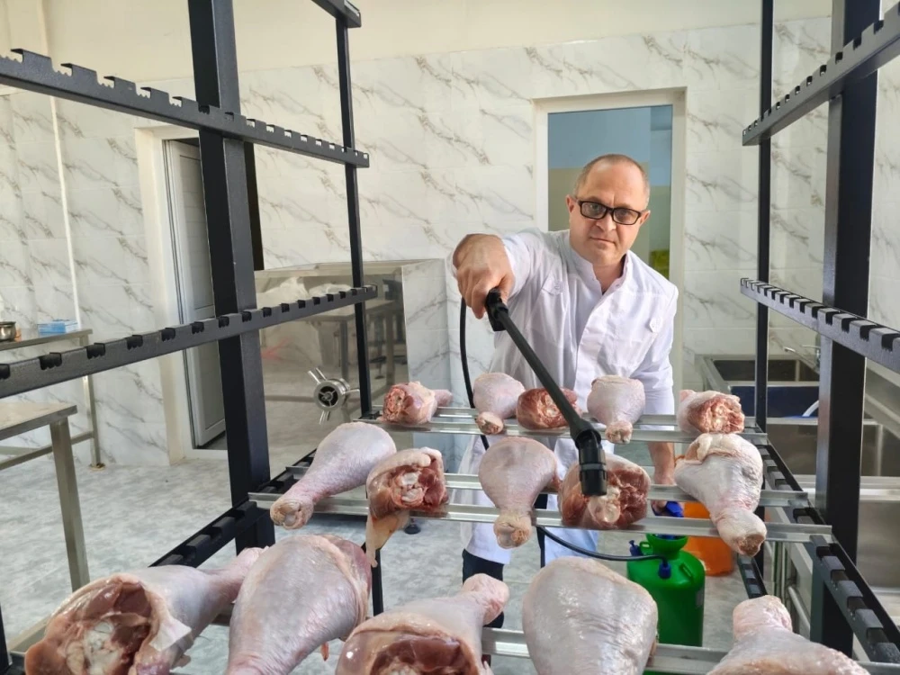 In Kazakhstan, a biocoating has been created that extends the freshness of meat threefold