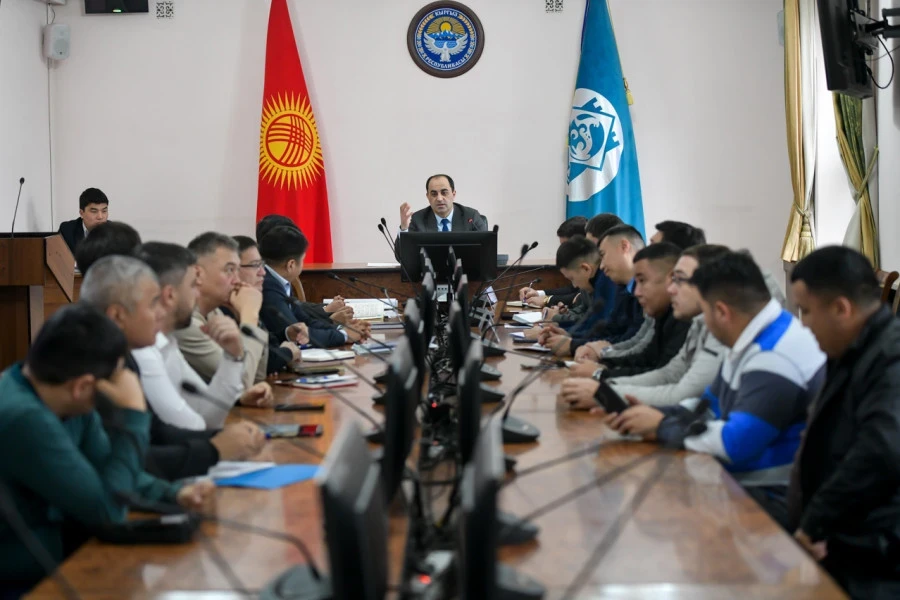 В мэрии Бишкека создадут спецкомиссию для проверки качества дорог