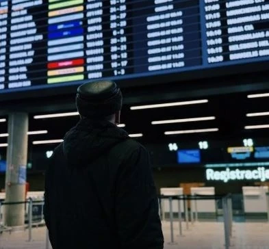 КР согласовывает эвакуацию граждан из стран Ближнего Востока