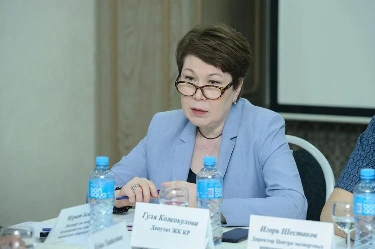Gulya Kozhokulova: "Millions of soms for dog culling are going down the drain"