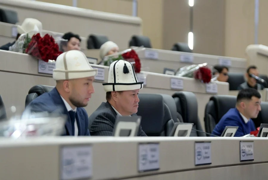 The Parliament adopted the bill on the ratification of the agreement between Kyrgyzstan and Italy on the encouragement and protection of investments in the third reading.