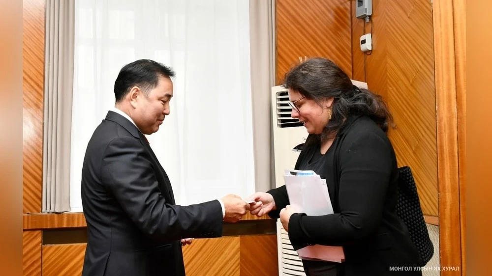 Заместитель спикера встретился с региональным директором FDA