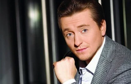 Konstantin Khabensky appointed acting rector of the Moscow Art Theater School