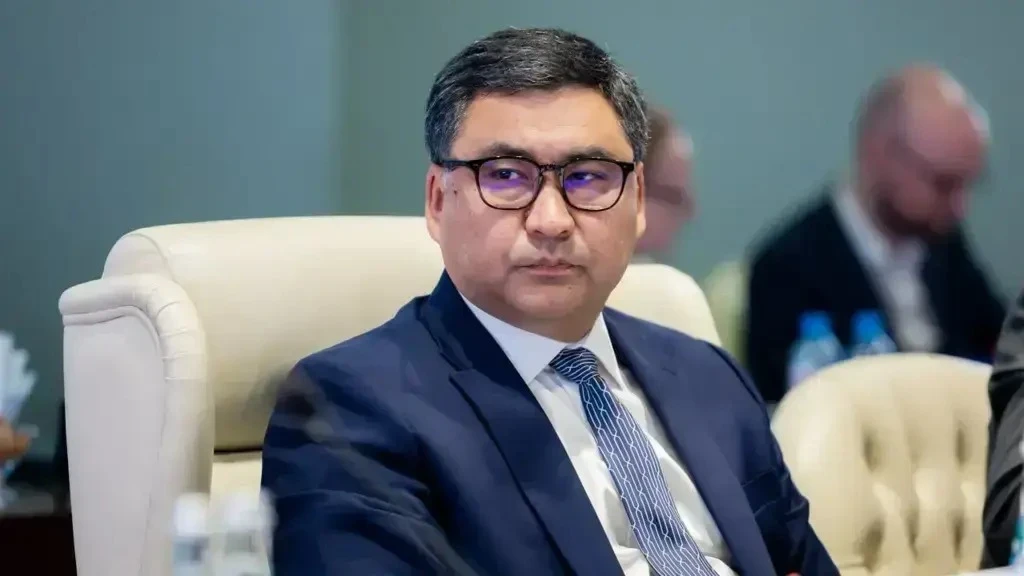 March 8 - politicians shared how they will congratulate their women