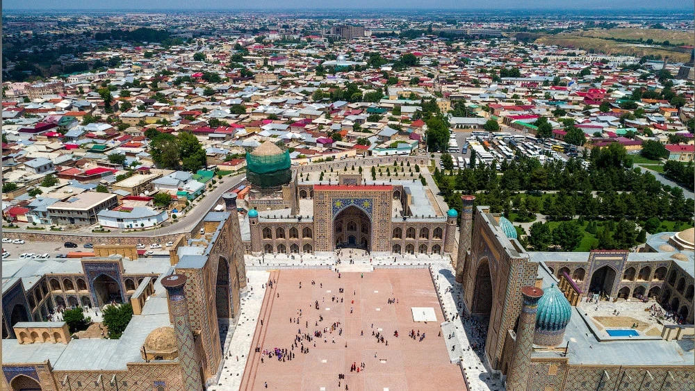 В Узбекистане вдвое увеличат квоту грантов в вузы для девушек из нуждающихся семей