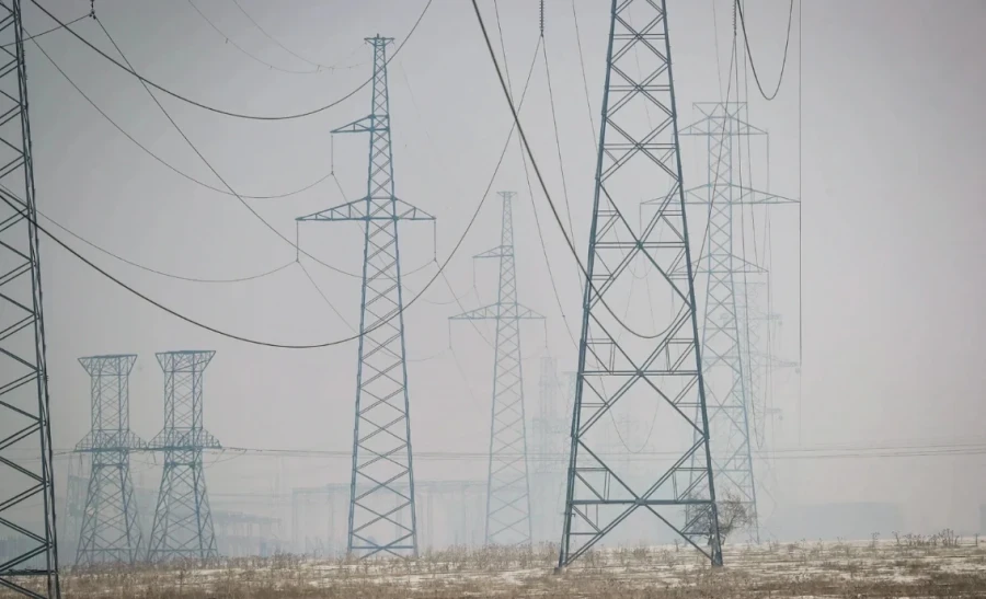 Минэнерго: Көп жылдан бери өлкөдөгү электр энергиясынын тарифи чыныгы өздүк баасынан төмөн болуп калды