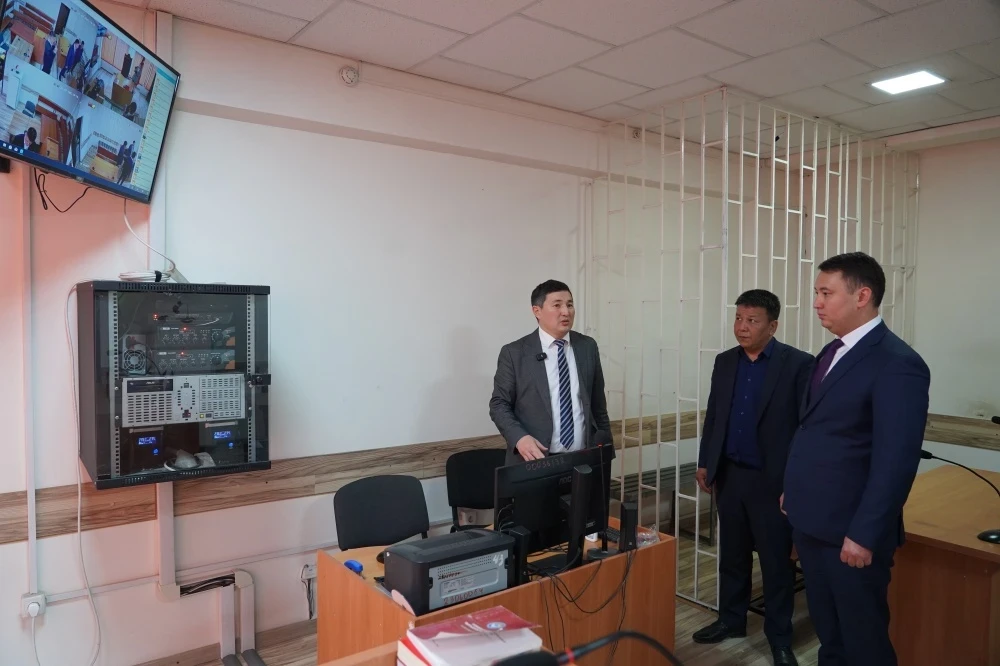 The first online broadcast of a court hearing was held in Bishkek.