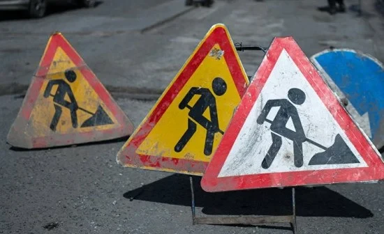 In Bishkek, the opening dates for the northern side of the bridge on Jibek-Jolu have been postponed