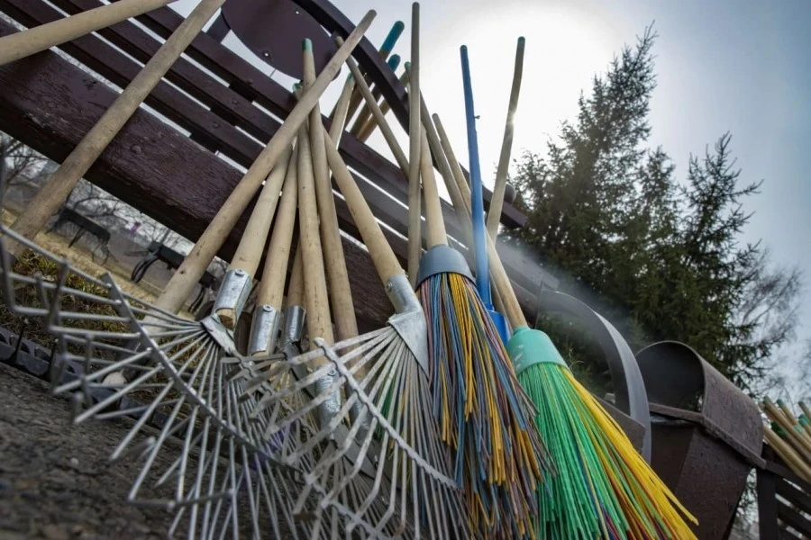 The Bishkek City Hall announced a two-month campaign for cleaning and greening the capital.