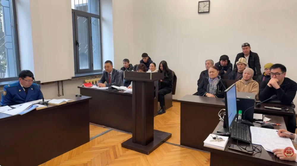 The Supreme Court has sent the case of journalist Mahabat Tajibek kyzy for a new review. Photo