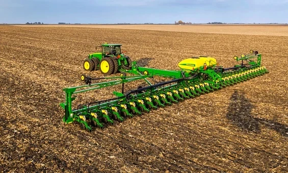 Fuel at 74 soms and subsidies for seeds: Ministry of Agriculture of the Kyrgyz Republic on the progress of spring field work