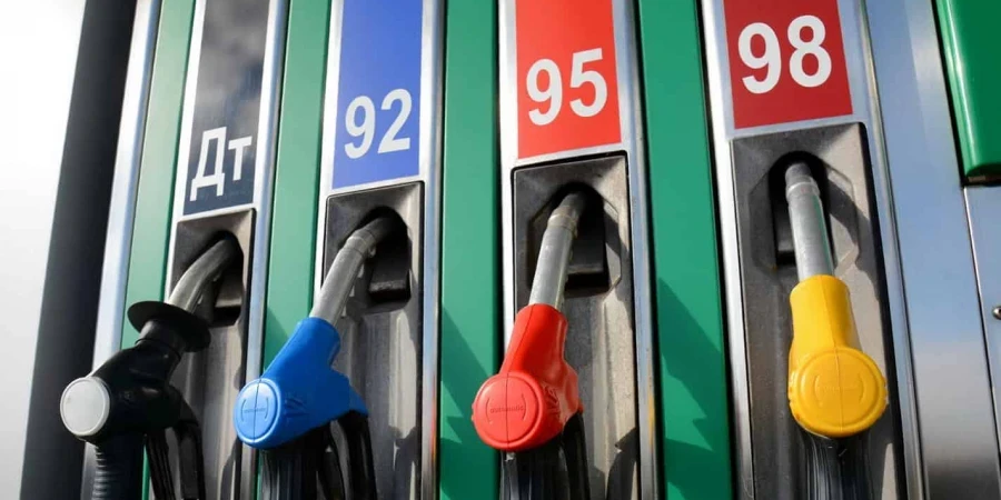 ГСМ баалары Кыргызстанда көтөрүлүшү мүмкүн. Ал эми квоталар эмне болот?