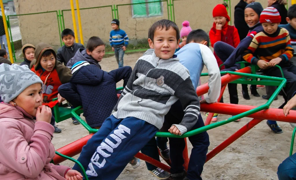 Sadyr Japarov: In the future, the state may start providing benefits to all children under 16 years old