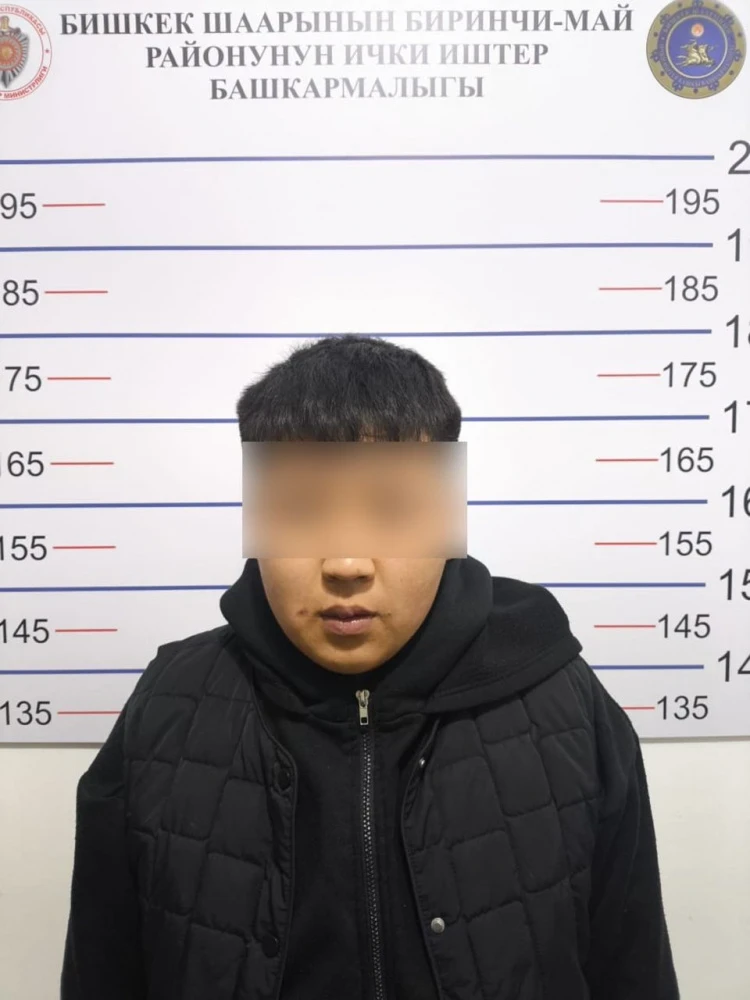 Бишкекте зордуктоо боюнча шектүү жүк унаасы менен качууга аракет кылды. Кармоо видеосу