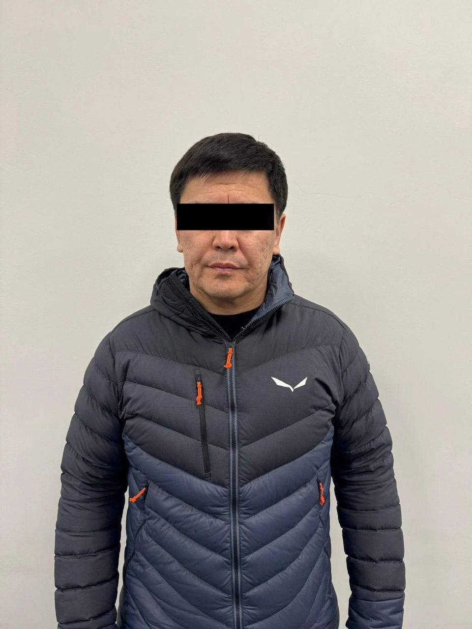 ГКНБда экс-депутат ЖК Куванычбек Конгантиевге коюлган айыптар тууралуу айтып беришти