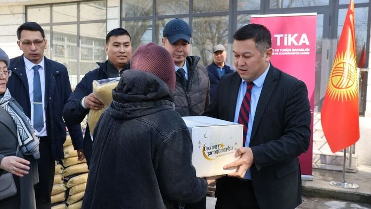 Ministry of Labor: 500 low-income families in Kyrgyzstan received food assistance