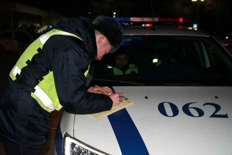 Access to driving licenses and transactions may be restricted due to debts from traffic violation fines.